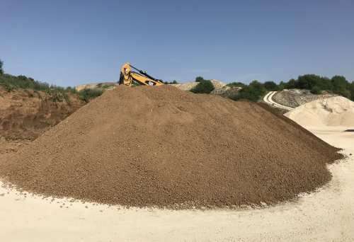 Gartenerde gesiebt
